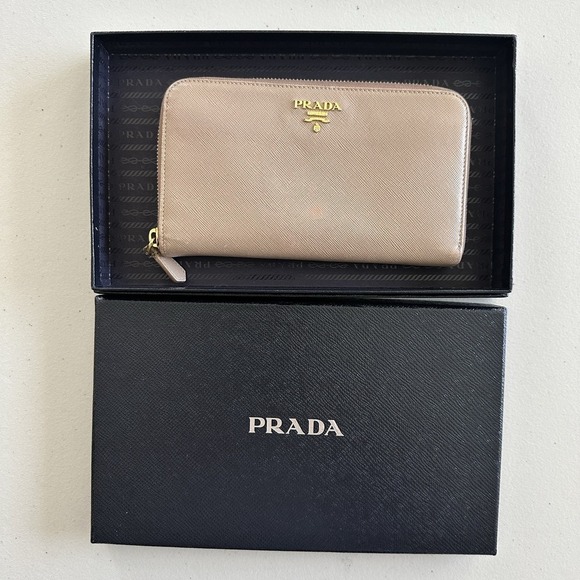 Prada Wallet Saffiano Lux Leather Continental Zip Minimalist Classic Capsule - Picture 3 of 15